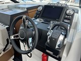 Jeanneau NC 37 Helm